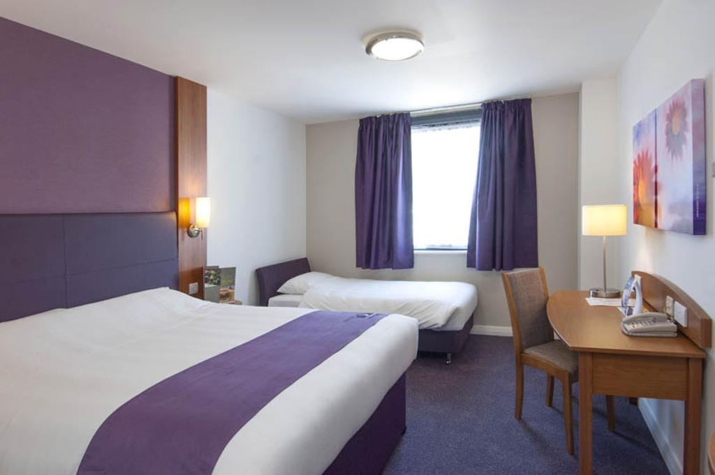 Premier Inn Camberley Kamer foto