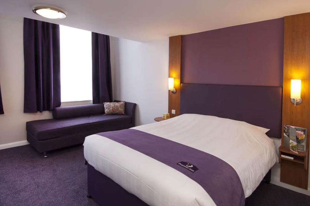 Premier Inn Camberley Kamer foto