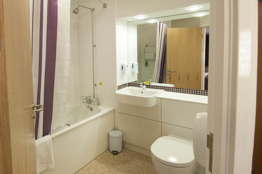 Premier Inn Camberley Kamer foto